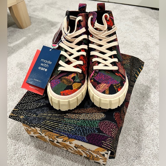 NWT Farm Rio Black Leopard Mushroom Flatform Sneaker - Picture 2 of 6